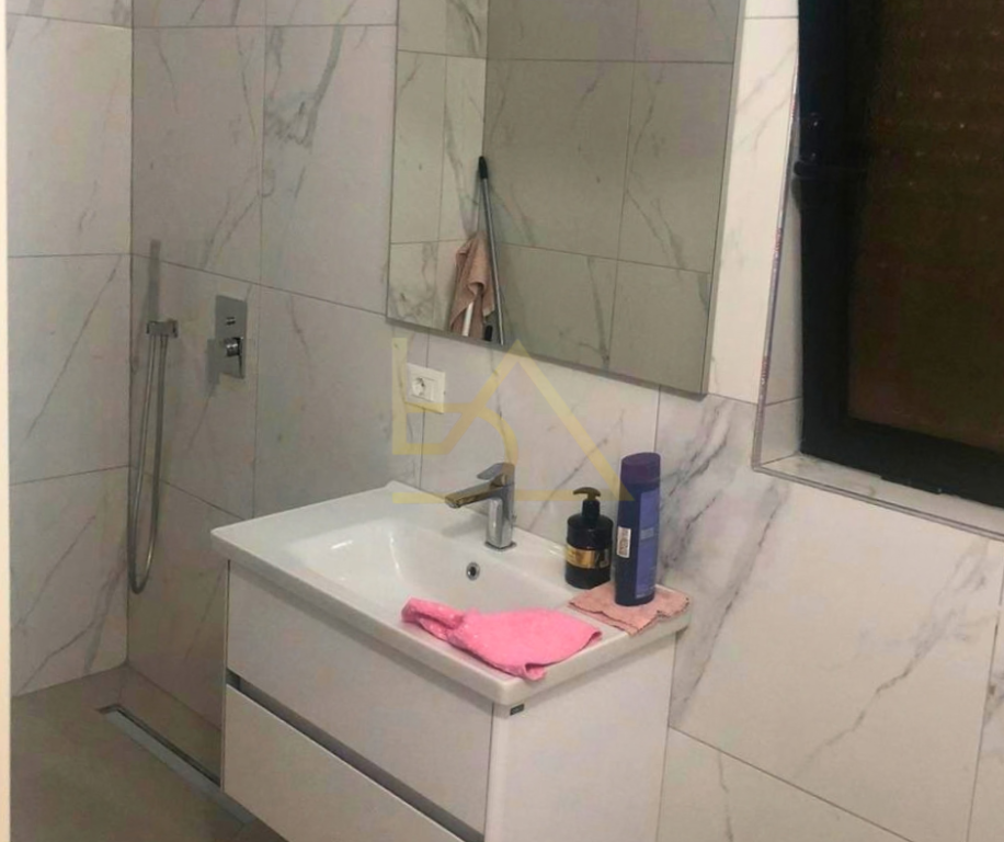 VENDESI APPARTAMENTO 3+1+2 – Selvia, Tirana