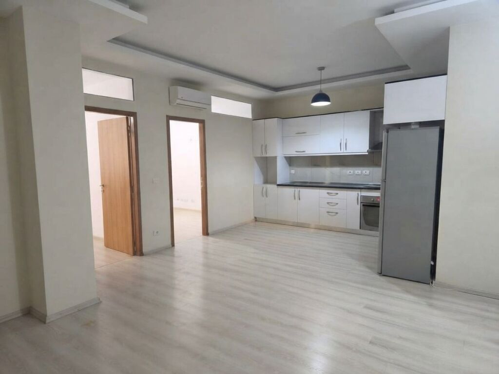 In vendita, Appartamento 2+1, Via 5 Maji, Tirana