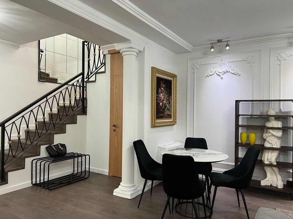 Duplex + parking for rent on Lungomare
