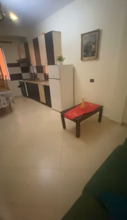 Casa 2+1 in affitto, Via Jordan Misja vicino alla Moschea 500 euro