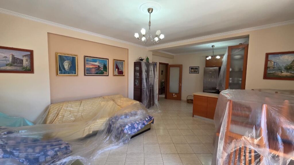 APARTAMENT 2+1+2 PËR SHITJE – VLORË