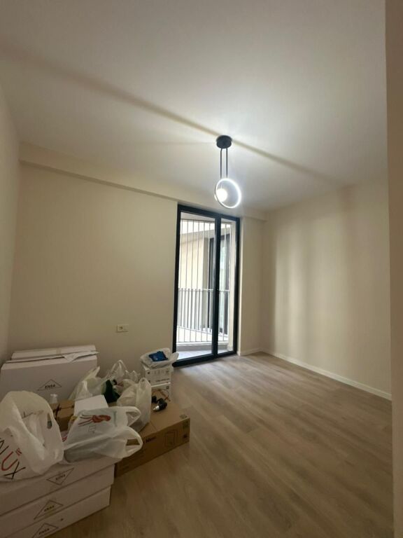 Qera | Ambjent Biznesi | Rruga Mine Peza — Golden Tower Residence | 80,000 lek/muaj