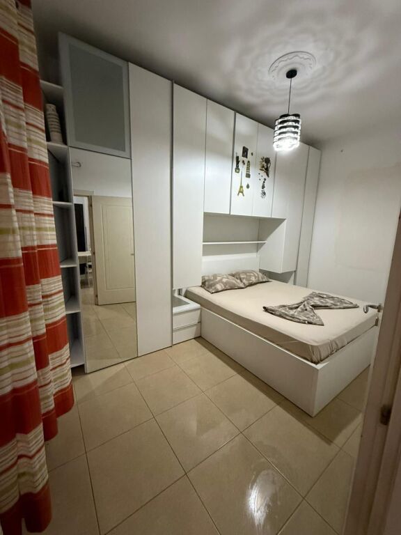 Qera | Apartament 1 + 1 | Tregu Elektrik | 700 €/muaj