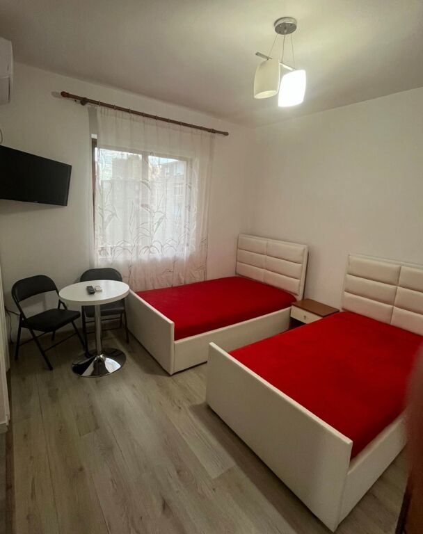 Studio apartment for rent in Xhamllik!