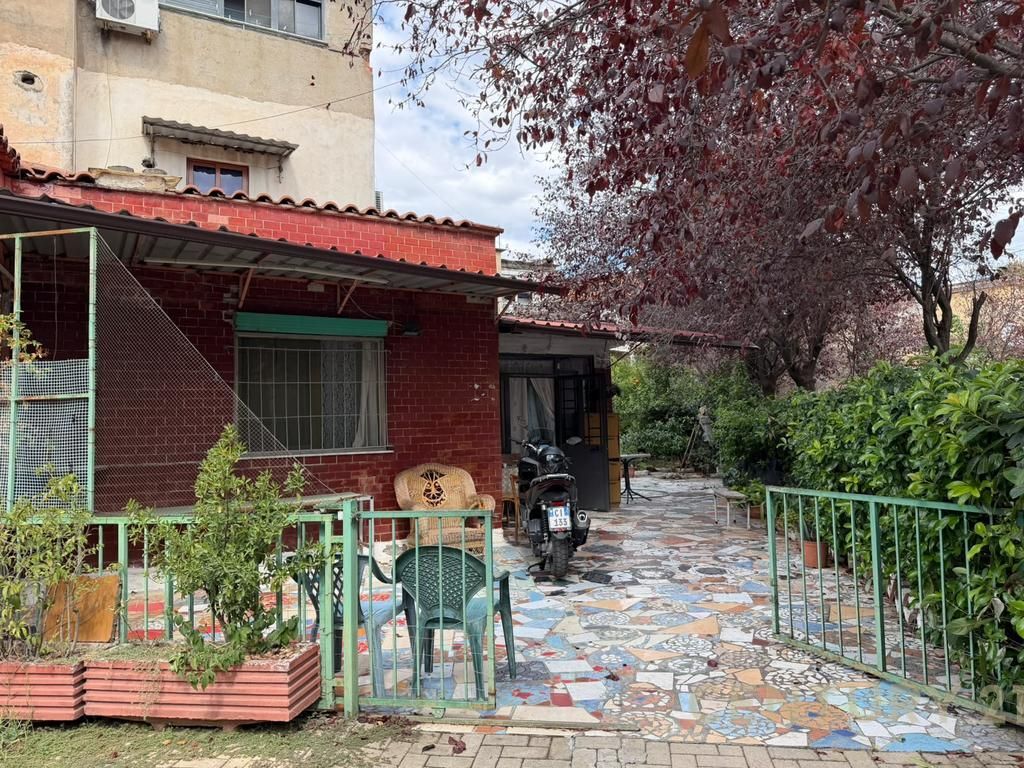Apartment 2+1+post For Rent in Laprakë