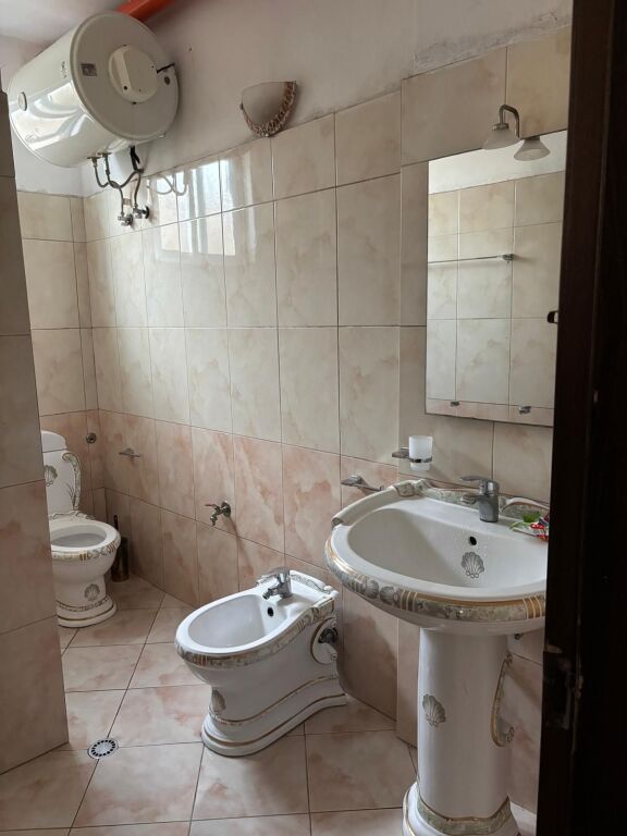 APARTAMENT 2+1 ME QIRA – UJËSJELLËSI, DURRËS