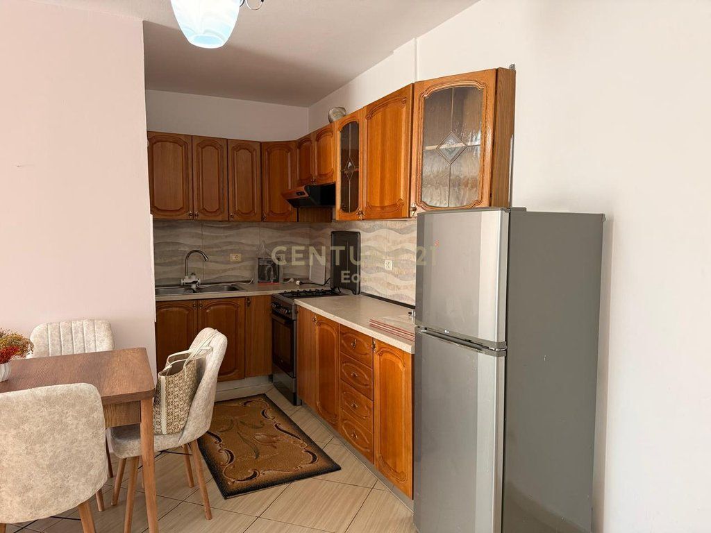 Apartament 2+1 Me Qira në Durrës,kopshti Sotir Noka !