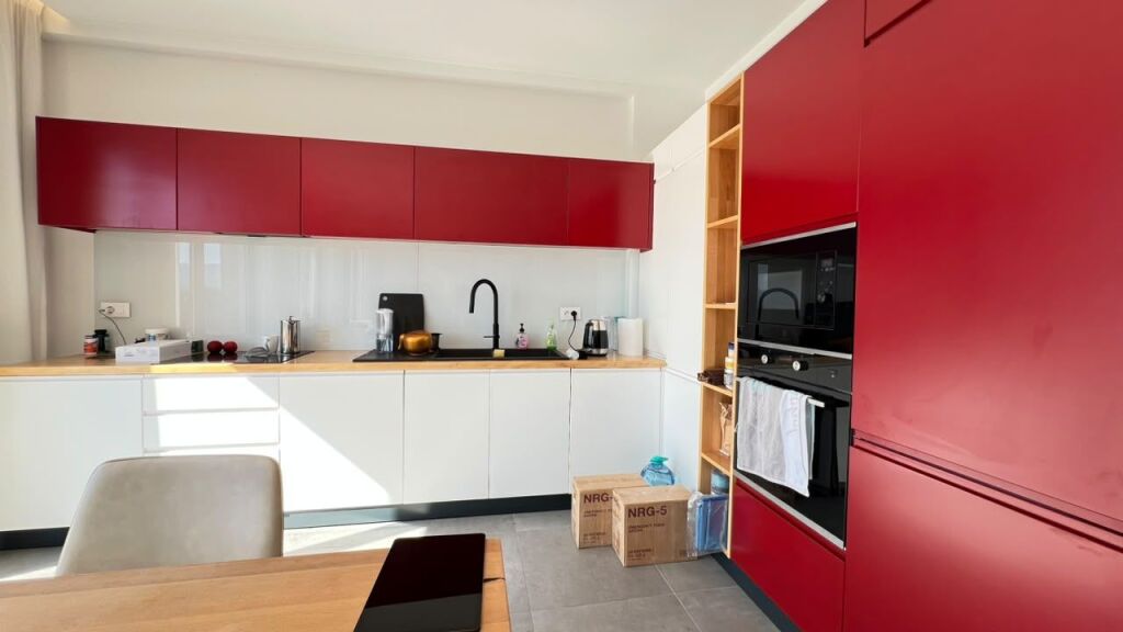 PENTHOUSE PËR SHITJE – KODRA E DIELLIT