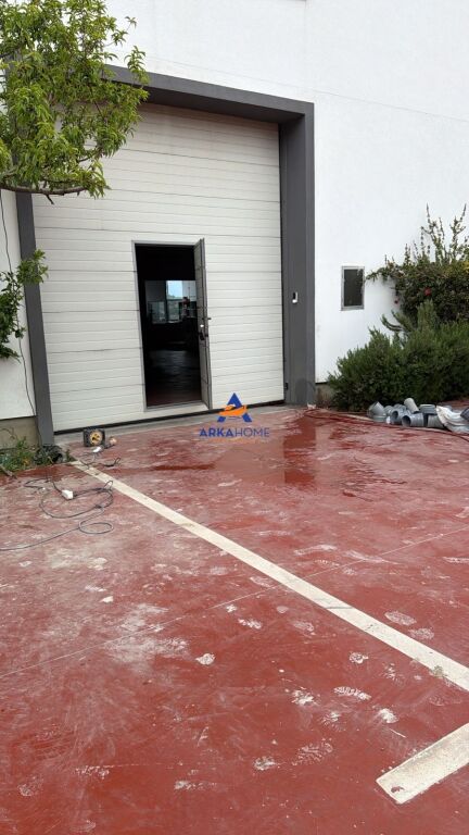 MAGAZZINO IN AFFITTO 500 M2 "SOPRAPPASSO DI RINAS" 2000 EURO