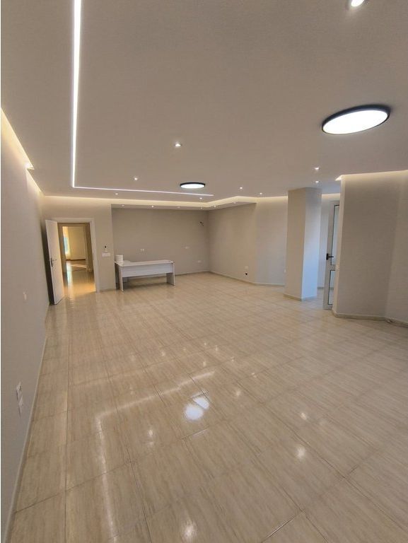 In affitto, Spazio per Ufficio, Ambasciata Americana, Via Elbasan, Tirana.