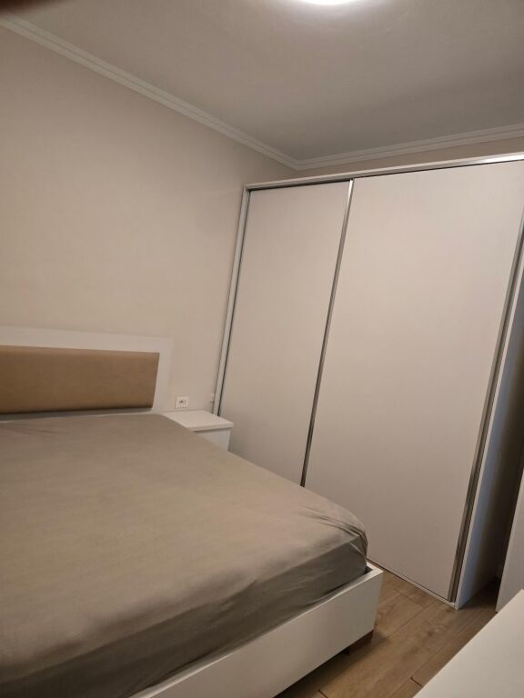 For rent 1+1 DRY LAKE 50,000 lek