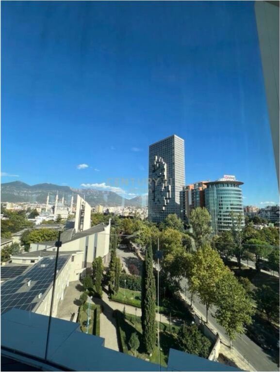 PREMIUM SPACE FOR RENT | MET BUILDING – TIRANA!!