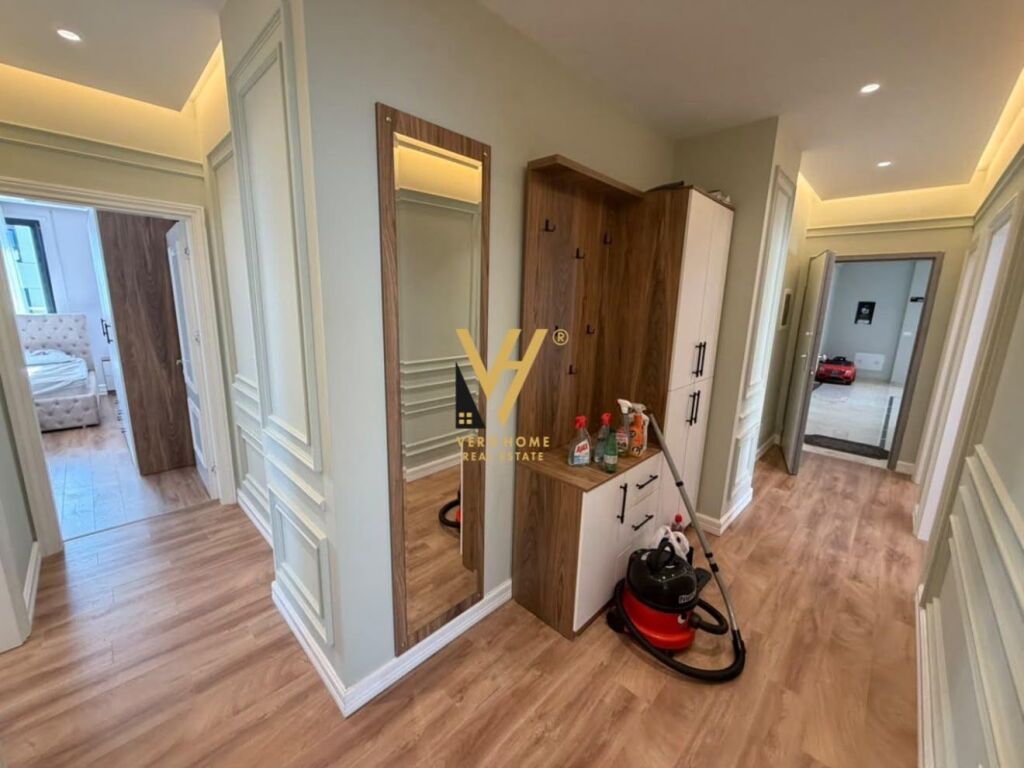 AFFITTASI APPARTAMENTO 3+1+2 BLK A PORCELAN 1.000 EURO