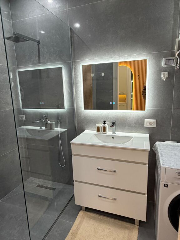 Porta e Re Sauk,Apartament 1+1 me qira + Post Parkimi