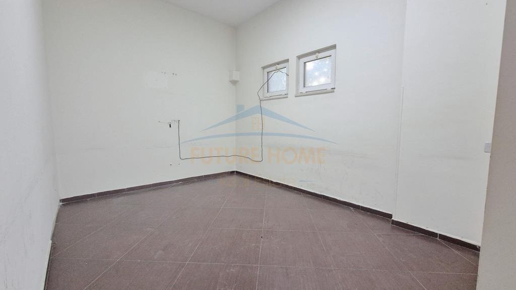 Rent,Business Unit,Dibra Street, +2 Parking Spaces