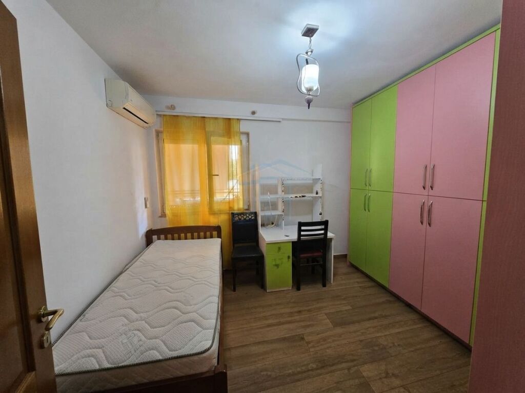 Rent, Apartment 2+1+2, Jordan Misja Street, Tirana.