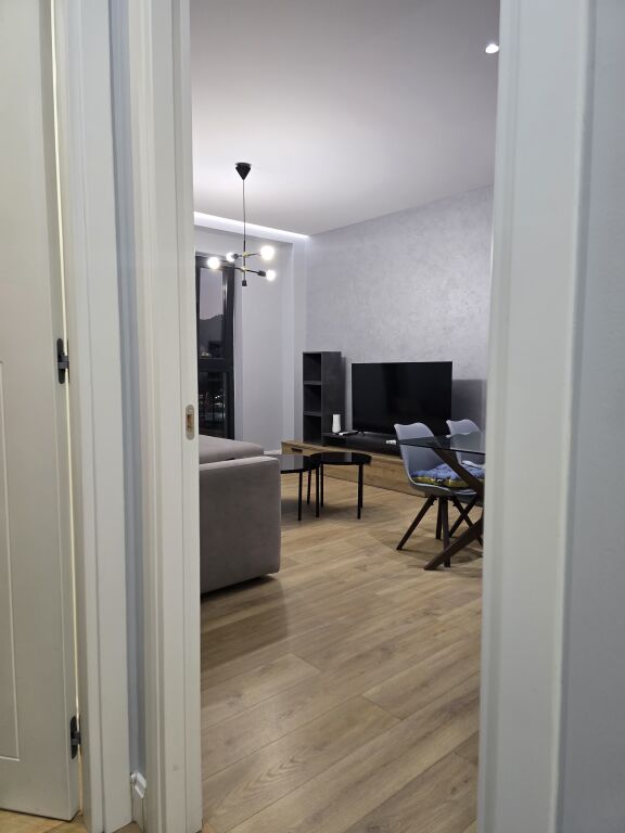 Apartament 1+2 me qira Tek Delijorgji 850leke