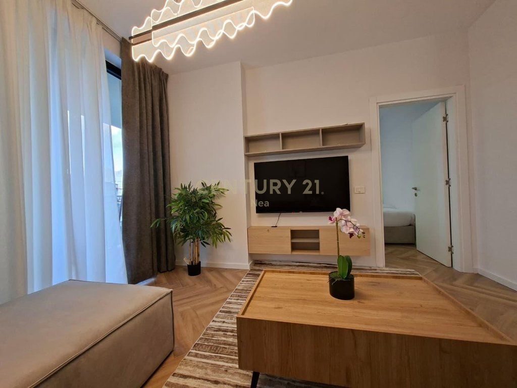 Appartamento 1+1 In Vendita in Via Mine Peza, Tirana - 187.500€ | 75 m²