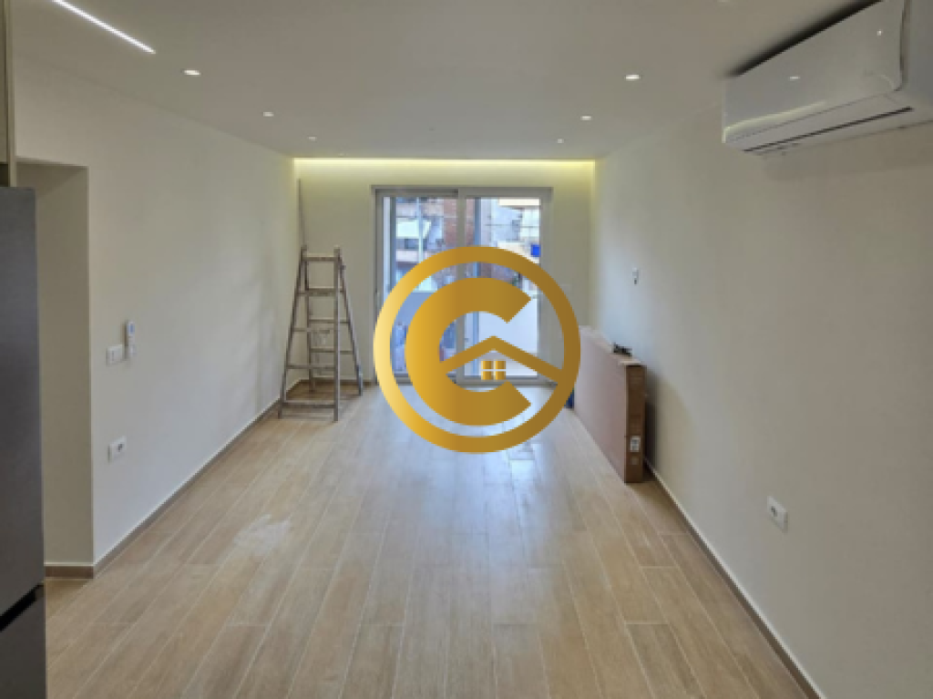Apartament 1+1 në shitje në qendër të Sarandës – 60 m², kati i dytë
