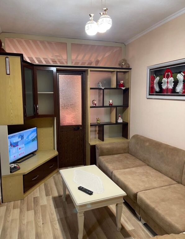 Apartment 1+1 for rent in Yzberisht!