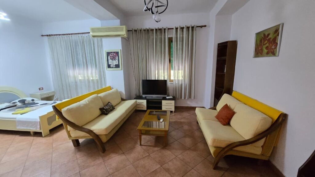 Jepet me Qira Apartament 2+1 – Përballë Tajvanit