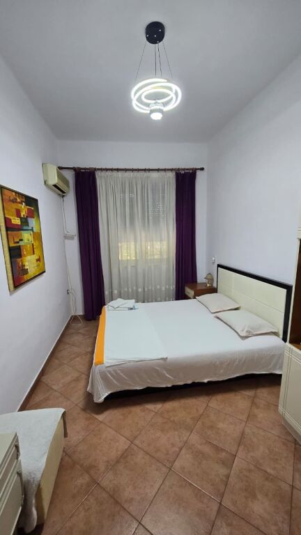 Jepet me Qira Apartament 2+1 – Përballë Tajvanit