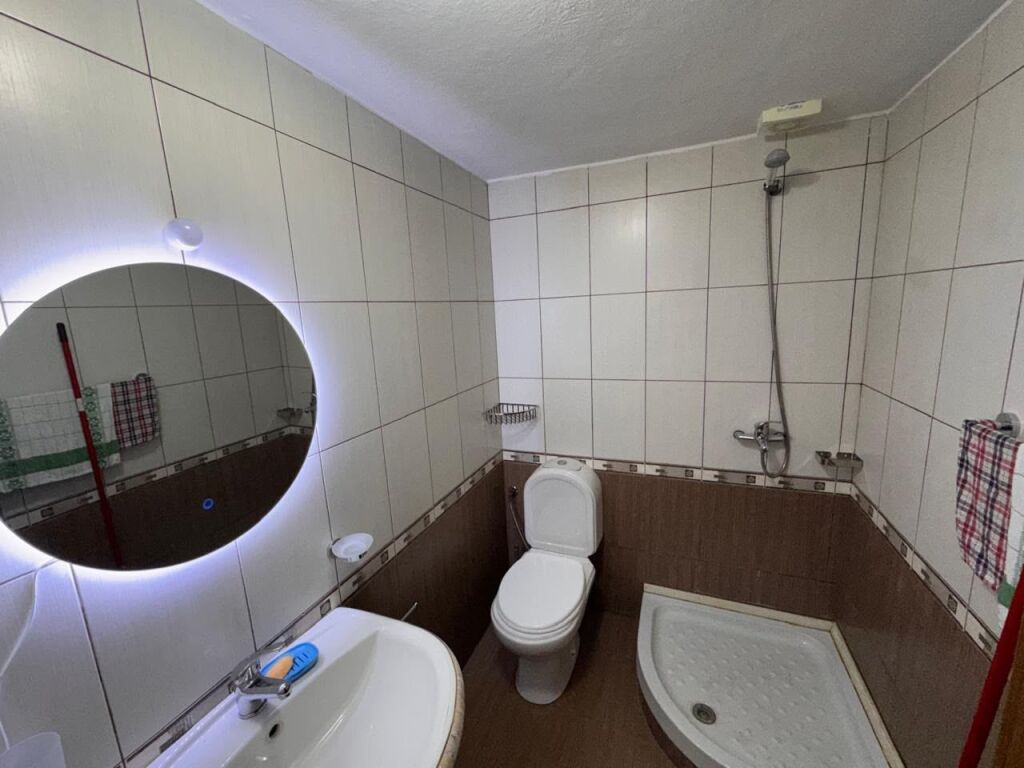 Apartment 1+1 for rent at Tek 21 Dhjetori (F)  ID 5665