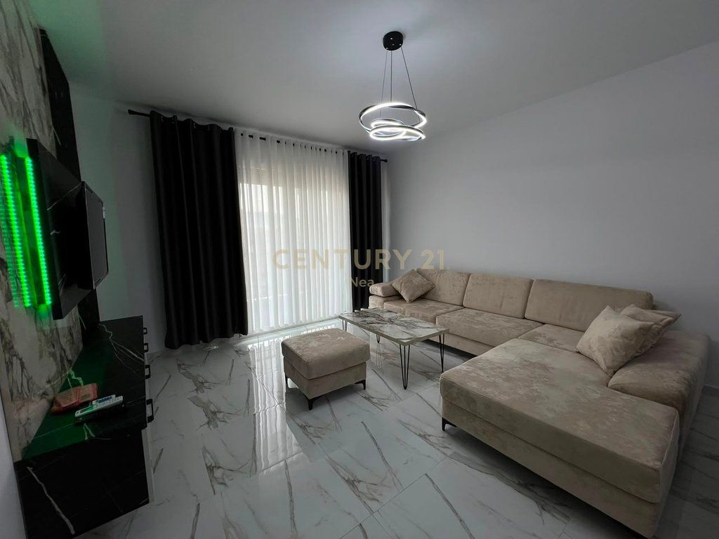 APARTAMENT 2+1+POST PAKIMI ME QIRA – TRIO TOWER, DON BOSKO