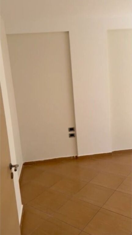 Fresku Qera | Apartament 2 + 1 | Rruga Sotir Caci | 350 €/muaj