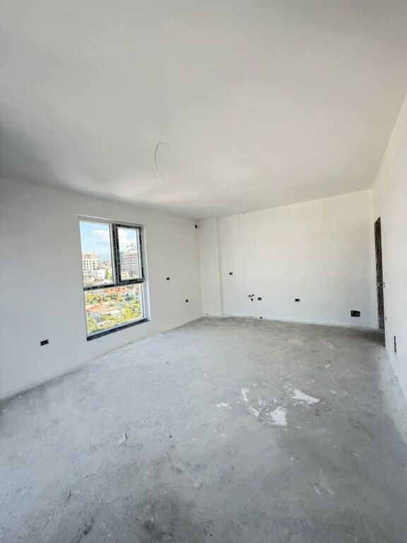 Apartament 2+1+Ballkon  Ne Shitje  prane rrethrrotullimit Ne Paskuqan