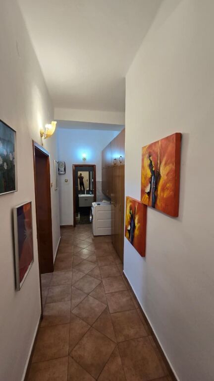 Jepet me Qira Apartament 2+1 – Përballë Tajvanit