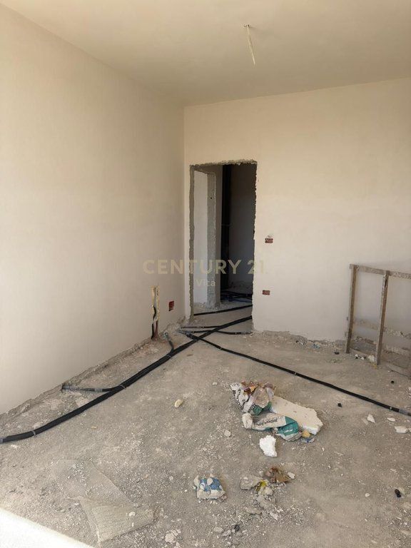 SHITET APARTAMENT 1+1 NE MALIN E ROBIT!!