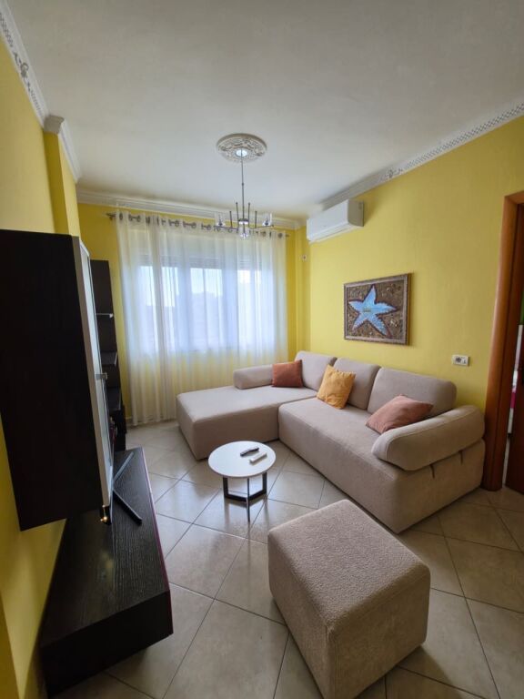 Apartament 1+1 me qera te Unaza e Re