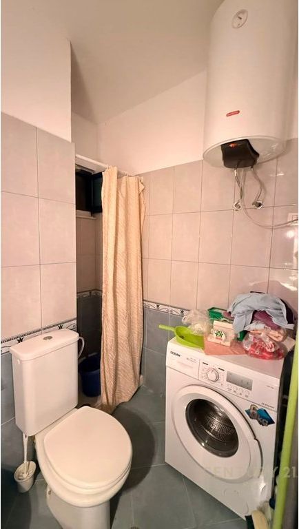 STUDIO APARTMENT FOR SALE NEAR MIAMI BEACH IN GOLEM!