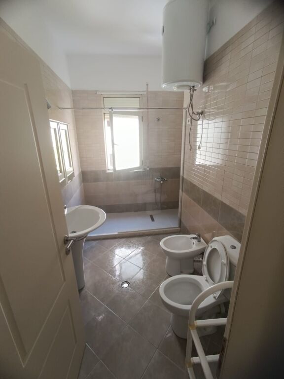 AFFITTASI APPARTAMENTO 2+1 AL GIARDINO BOTANICO  ID 5668
