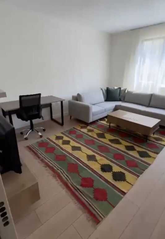 2+1 apartment for rent at Kodra e Priftit, Kinostudio! 600 thousand lek!