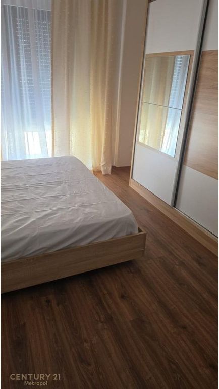 Japim me qira apartament 2+1+2+ parkim te Rezidenca Kodra e Diellit 2!
