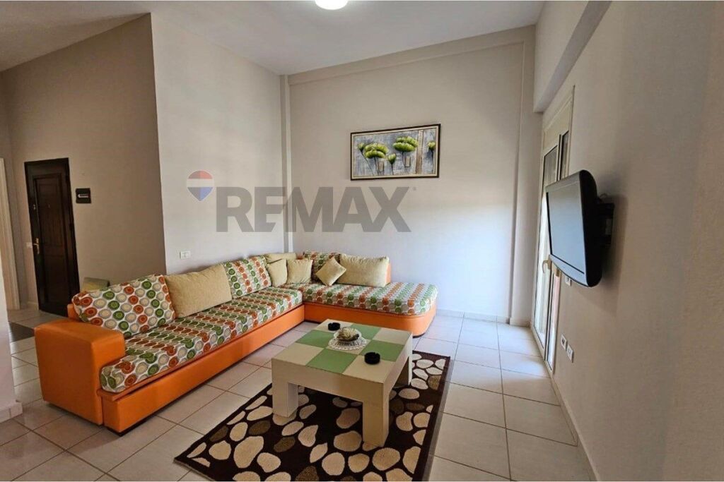 SHITET APARTAMENT 2+1+2 NE GOLEM