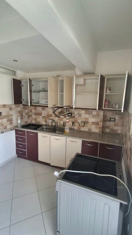 JEPET ME QIRA APARTAMENT 1+1 – PRANË SPITALIT, DURRËS!