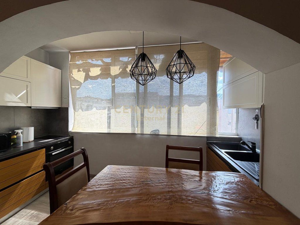 APARTAMENT 1+1 NË SHITJE – KOMUNA E PARISIT