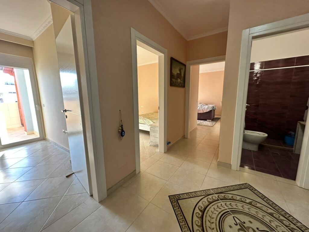 Shitet Apartament 2+1+2 Tualete me verande me pamje Deti - Lungomare Vlore