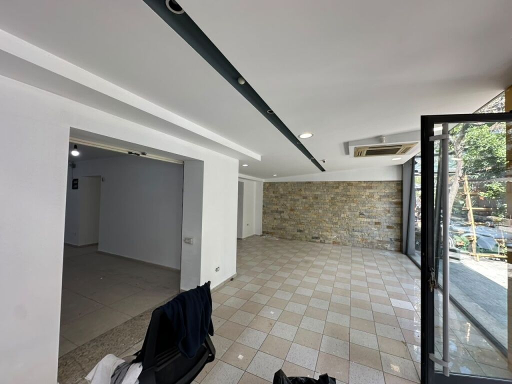 Rent, Business Premises, Durres Road, Tirana