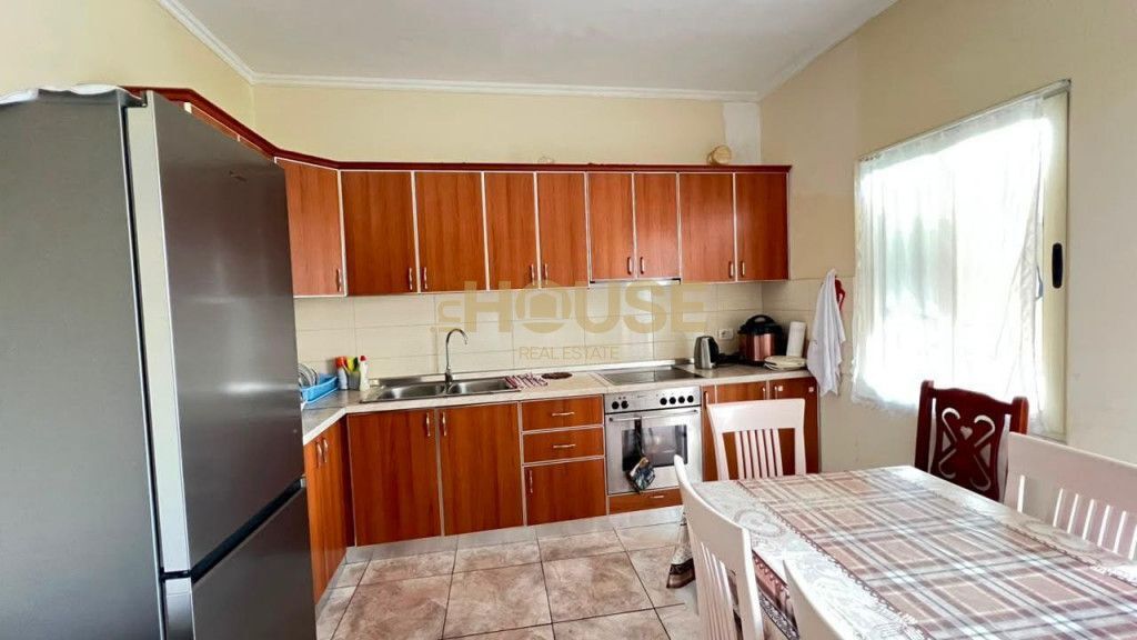 APARTAMENT 2+1 NE SHITJE NE TUFINE