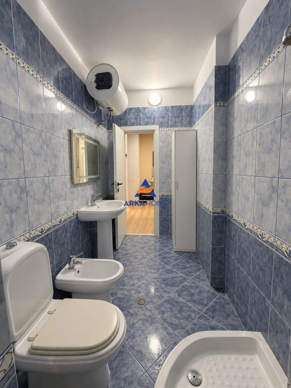 JEPET ME QIRA APARTAMENT 1+1+BALLKON "MYSLYM SHYRI" 65.000 LEKE
