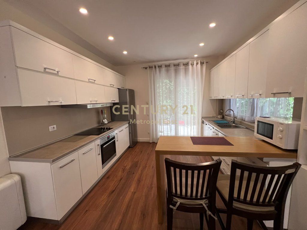 VILLA FOR RENT AT COLOMBO COMPLEX 1 TEG 2,000 € /Month