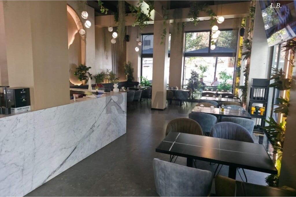 Restorant - Për Shitje - Rruga e Saraçëve, Tiranë 1,127,500 €