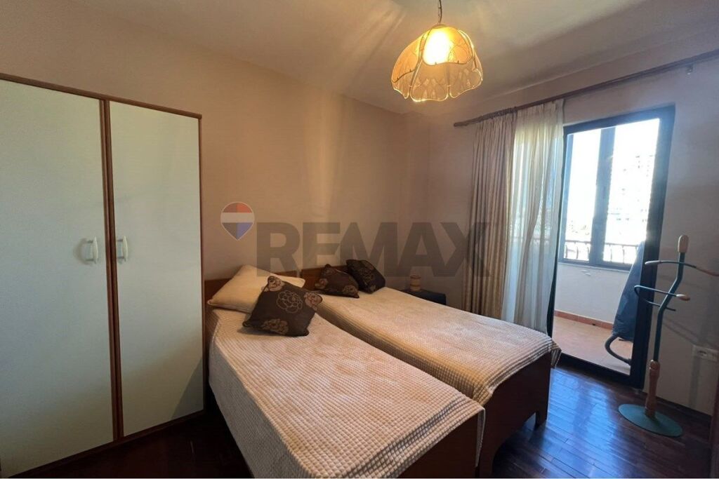 Apartament 1+1 me qera,tek Shushica