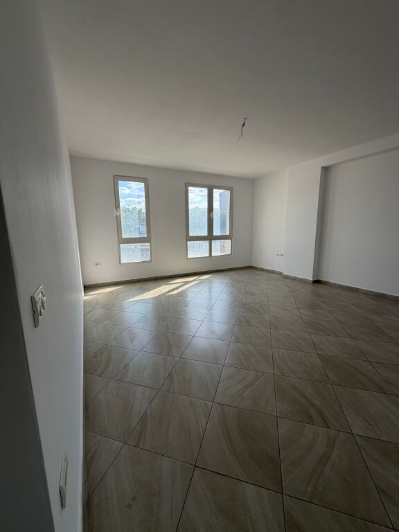Shitet apartament 1+1, UNIVERSITETI MESDHETAR I SHQIPËRISË, TIRANË