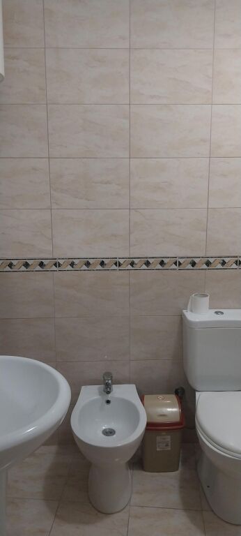 Qera | Apartament 1 + 1 | Liqeni i Thatë | 550 €/muaj