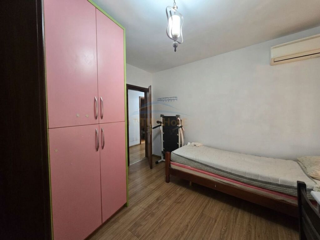 Rent, Apartment 2+1+2, Jordan Misja Street, Tirana.